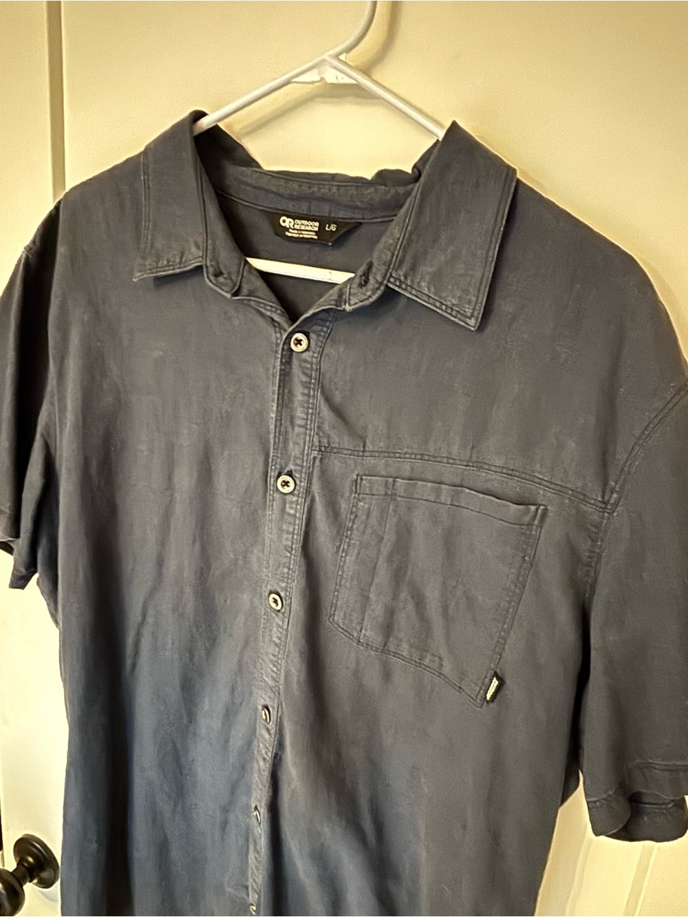 Outdoor Research Men's Short-Sleeve Button-Down Shirt in Navy Blue